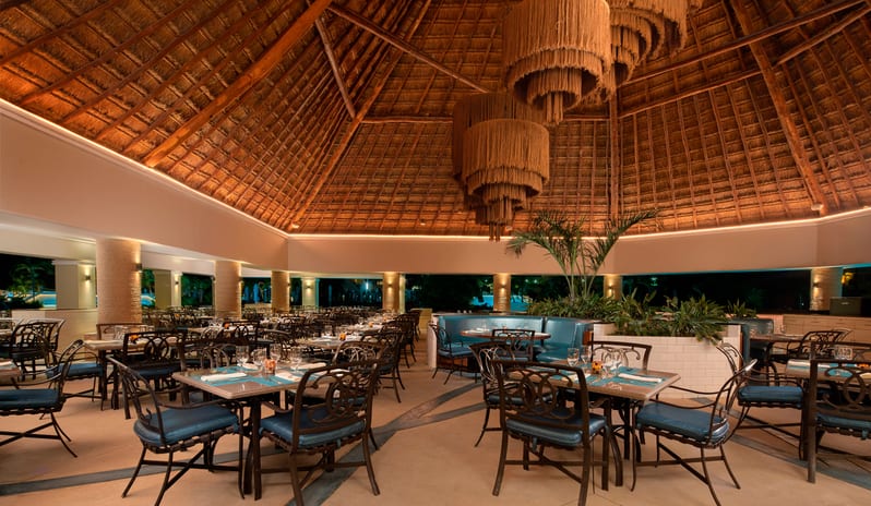 Moon Palace Cancun - Palapa Pier 8